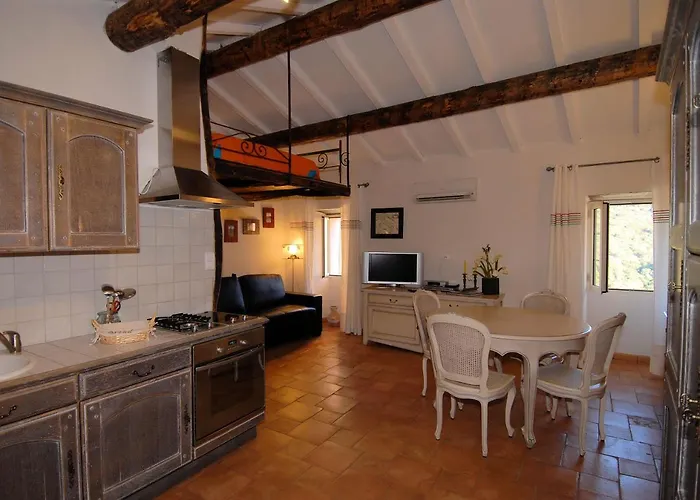 فندق مبيت وإفطار Latu Corsu - Cote Corse - Et D'hotes Au Cap Corse 4*